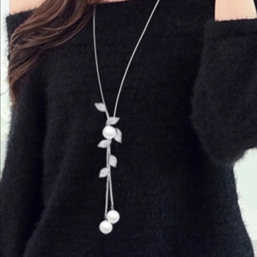 925 Sterling Silver Crystal Leaf Necklace